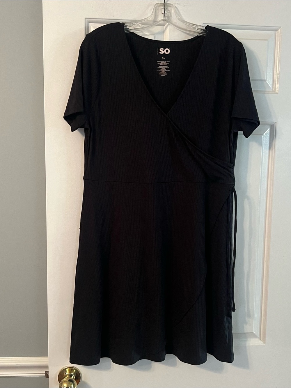 SO Black Short Sleeve Wrap Midi Dress